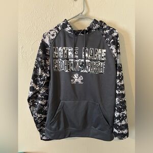 Colosseum Men's Notre Dame Hoodie